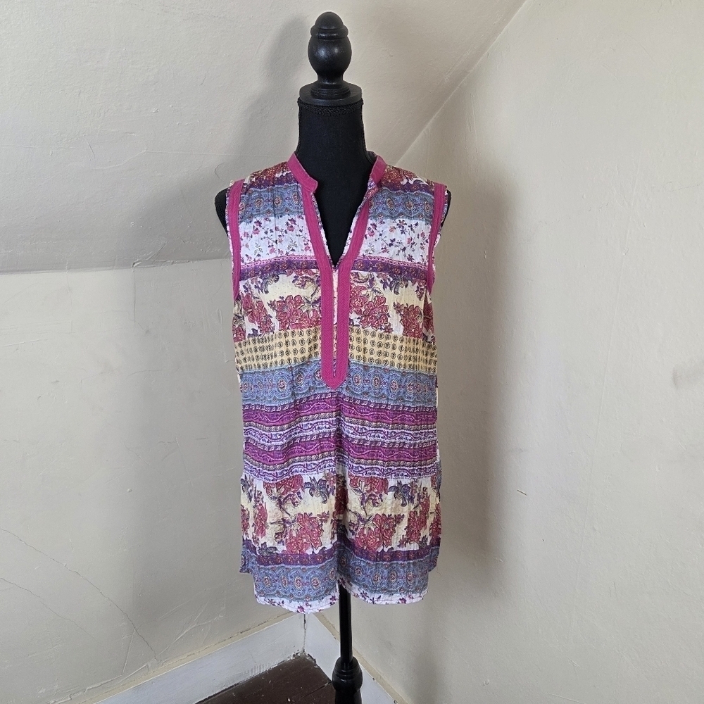 Unique Spectrum Multicolor Sparkling  Tunic Top Size L